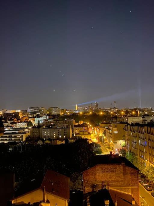 Appartement Vue Tour Eiffel Ligne 14 A Cote De Paris جنتيلي المظهر الخارجي الصورة